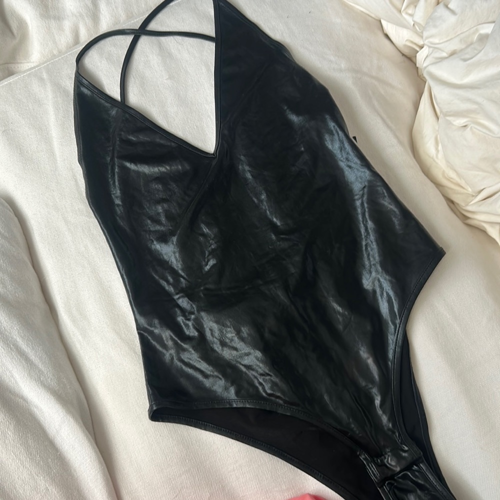 Makers‎ of Dreams Black Shiny BodySuit Size Small